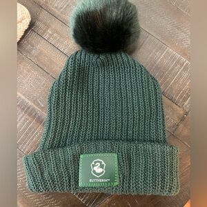 Winter pom hat. Harry Potter love your melon